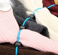 Sokhero - Sokken Cadeau Organizer - Waszak Waslijn Kleding - Wasmand Wasnet Huishouden - Wasmachine Sokken Opbergsysteem - Wasknijpers Wasbol Wasnet - Sokken En Lingerie Houder (voor 10 Sokken) -Huishoudelijke Benodigdheden Winkel 1200x1135