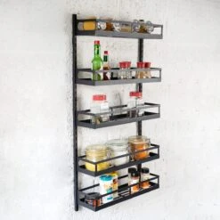 Soome Viljo - Kruidenrek Ophangbaar - Keukenrek - Wandrek - Keuken Organizer - 5 Laags - Verstelbaar - Staal - Zwart - H85xB42.5cm 19 Soome Viljo - Kruidenrek Ophangbaar - Keukenrek - Wandrek - Keuken Organizer - 5 Laags - Verstelbaar - Staal - Zwart - H85xB42.5cm -Huishoudelijke Benodigdheden Winkel 1200x1200 638