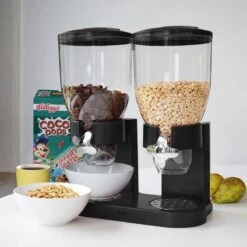 MikaMax Cornflakes Dispenser - Voorraadbus - Cornflakes Voorraadpot - Ontbijt Granendispenser - Zwart - 2 X 500 Gram 11 MikaMax Cornflakes Dispenser - Voorraadbus - Cornflakes Voorraadpot - Ontbijt Granendispenser - Zwart - 2 X 500 Gram -Huishoudelijke Benodigdheden Winkel 1200x1200 725
