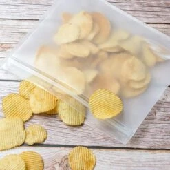 Merkloos Siliconen Vershoudzakken - 10 Stuks - Diepvrieszakken - Lekvrij - Boterhamzak Herbruikbaar - Bewaarzakjes - Duurzaam - Hersluitbaar 12 Merkloos Siliconen Vershoudzakken - 10 Stuks - Diepvrieszakken - Lekvrij - Boterhamzak Herbruikbaar - Bewaarzakjes - Duurzaam - Hersluitbaar -Huishoudelijke Benodigdheden Winkel 1200x1200 767