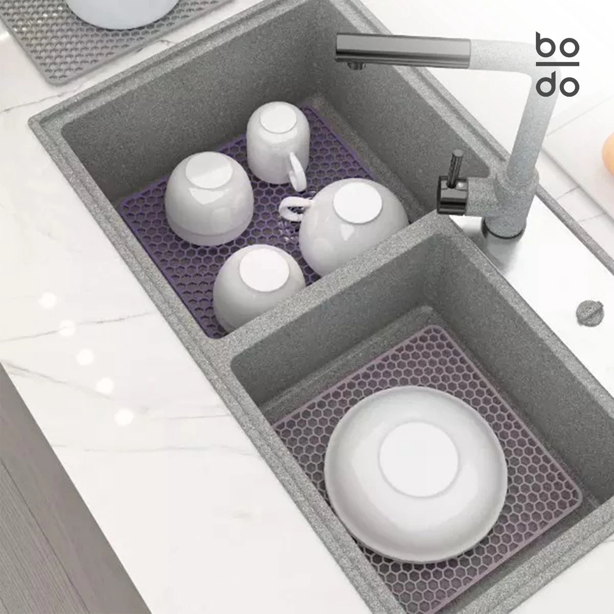 BODO Gootsteenmat Siliconen Donker Grijs - 34.5 X 34.5 Cm - Keuken Accessoires - Gootsteen Beschermer - Onderzetters Siliconen - Anti Kras 5 BODO Gootsteenmat Siliconen Donker Grijs - 34.5 X 34.5 Cm - Keuken Accessoires - Gootsteen Beschermer - Onderzetters Siliconen - Anti Kras - Afbeelding 5