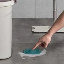 Heuts Goods - Gootsteenzeef - Gootsteenstop - Afvoerzeef - Afvoerstop - Spoelbal - Bad - Douchebak - Keuken - Wasbak - Badkuip - Siliconen - Donkerblauw -Huishoudelijke Benodigdheden Winkel 1200x1200 964