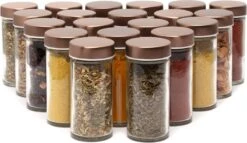 Pazzo Goods - Kruidenrek Staand - Kruidenrek Met Potjes - Rose Goud - RVS - Kruidenrek Draaibaar - 20 Kruidenpotjes - Inclusief Stickers & Stift - Kruiden Carrousel -Huishoudelijke Benodigdheden Winkel 1200x694 1