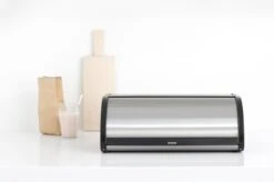 Brabantia Broodtrommel - Met Schuifdeksel - Matt Steel Fingerprint Proof 20 Brabantia Broodtrommel - Met Schuifdeksel - Matt Steel Fingerprint Proof -Huishoudelijke Benodigdheden Winkel 1200x799 2