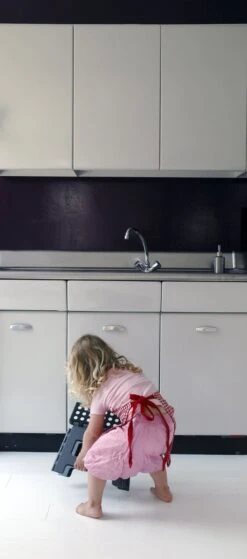 PUHLMANN - Inklapbare Kruk, JAMES, Plastic, Grijs, 22 Cm Hoog, Max 100 Kilo 9 PUHLMANN - Inklapbare Kruk, JAMES, Plastic, Grijs, 22 Cm Hoog, Max 100 Kilo -Huishoudelijke Benodigdheden Winkel 530x1200 1