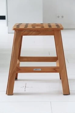 PUHLMANN - Inklapbare Kruk, JAMES, Hout, 41 Cm Hoog, Max 150 Kilo -Huishoudelijke Benodigdheden Winkel 800x1200 8